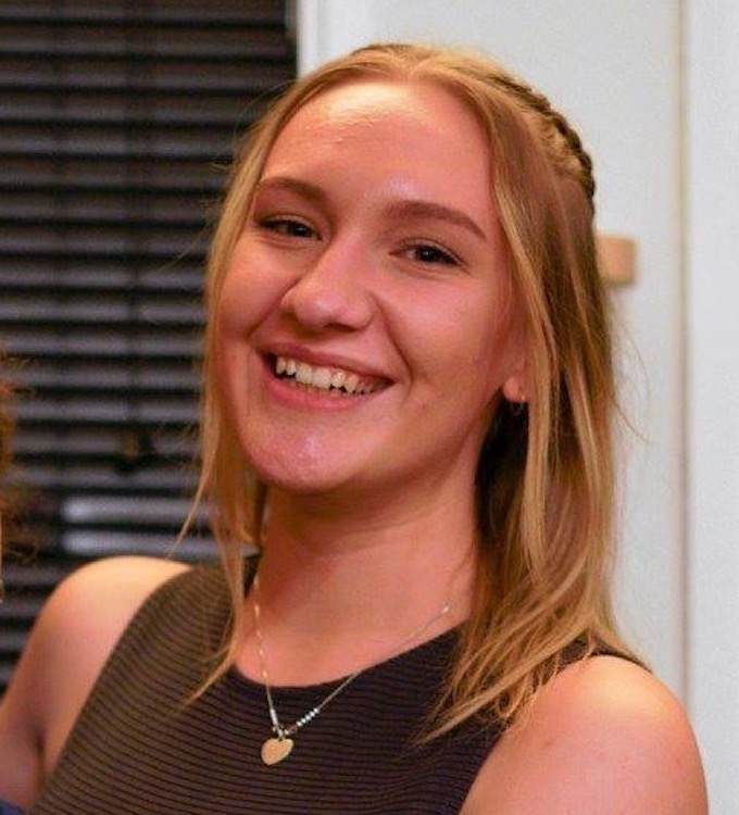 Who's who - Zoe Clayton
